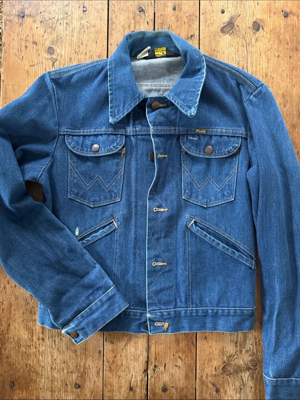 Wrangler Indigo Blue Denim Jacket with Chest Pockets